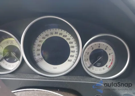 2016 Mercedes-Benz E 350 4Matic z USA, uszkodzony, nr VIN WDDHF8JB1GB182649